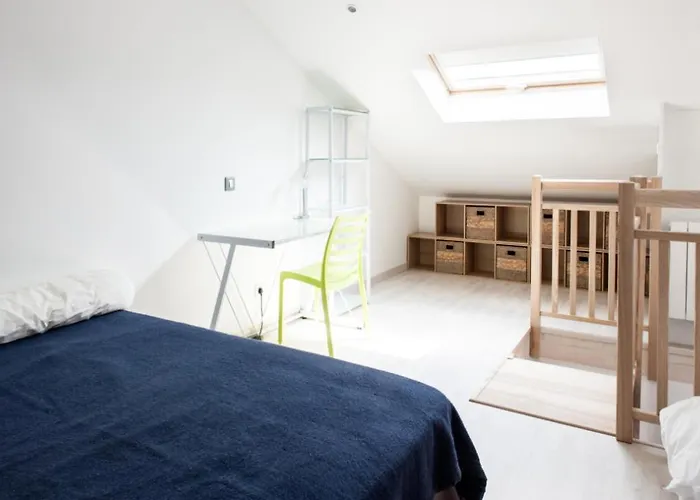 Superbe T1 Bis De 35 M2 - Stationnement Gratuit - Proche Gare Et Port - Droit